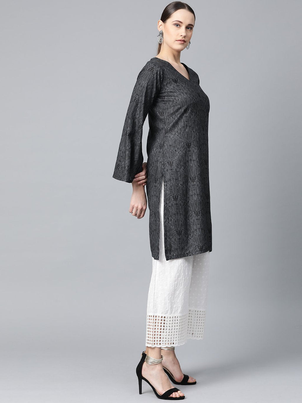 Jompers Women Charcoal Grey & Black Printed Straight Kurta | Grocsy