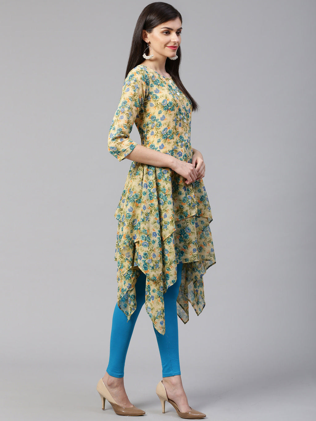 Jompers Women Beige & Blue Floral Printed A-Line Kurta | Grocsy