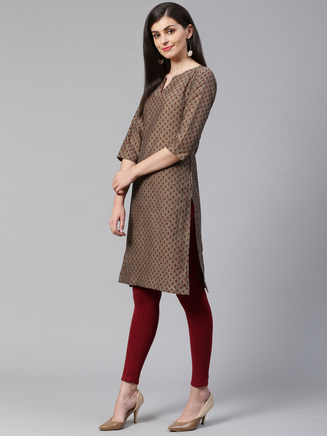 Jompers Women Grey & Maroon Printed Straight Kurta | Grocsy