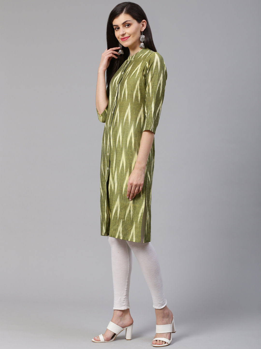 Jompers Women Green & Cream-Coloured Ikkat Woven Design Straight Kurta | Grocsy