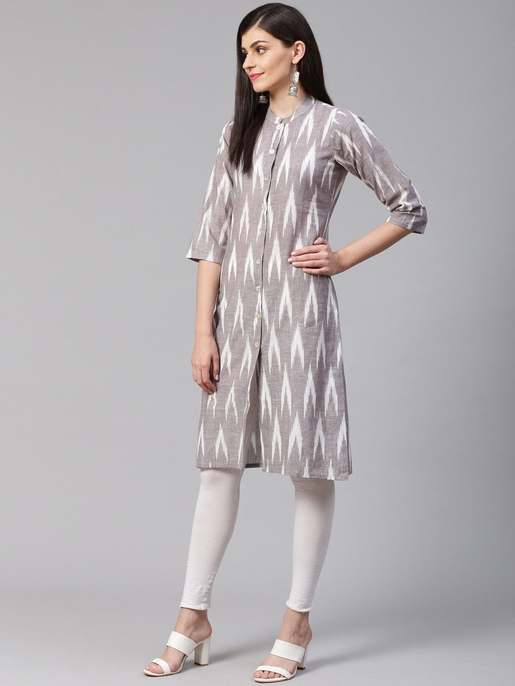 Jompers Women Grey & Cream-Coloured Ikkat Woven Design Straight Kurta | Grocsy