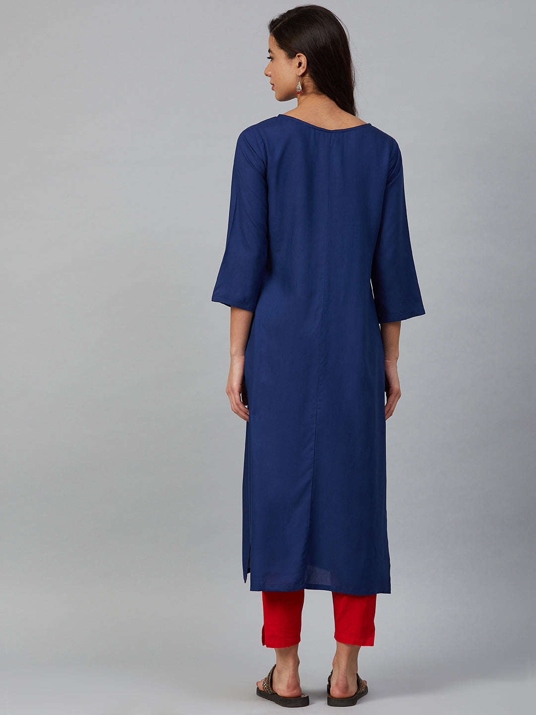 Jompers Women Blue & Pink Yoke Embroidered Straight Kurta | Grocsy