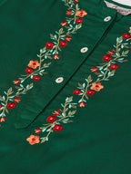 Jompers Women Green & Peach-Coloured Yoke Embroidered Straight Kurta | Grocsy