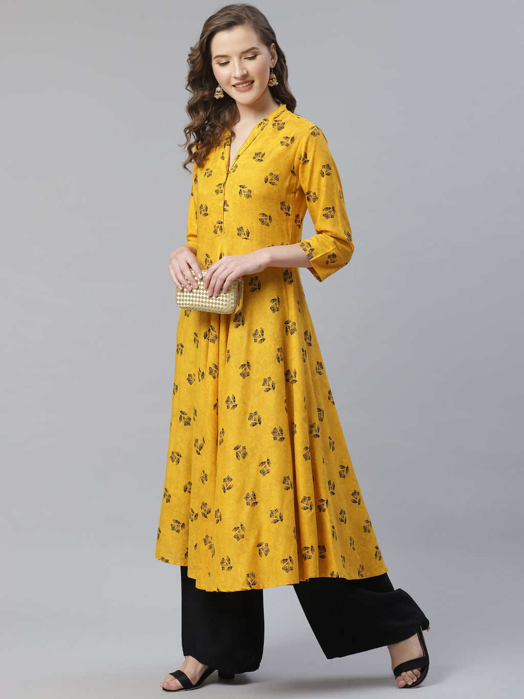 Jompers Women Yellow & Black Floral Printed A-Line Kurta | Grocsy