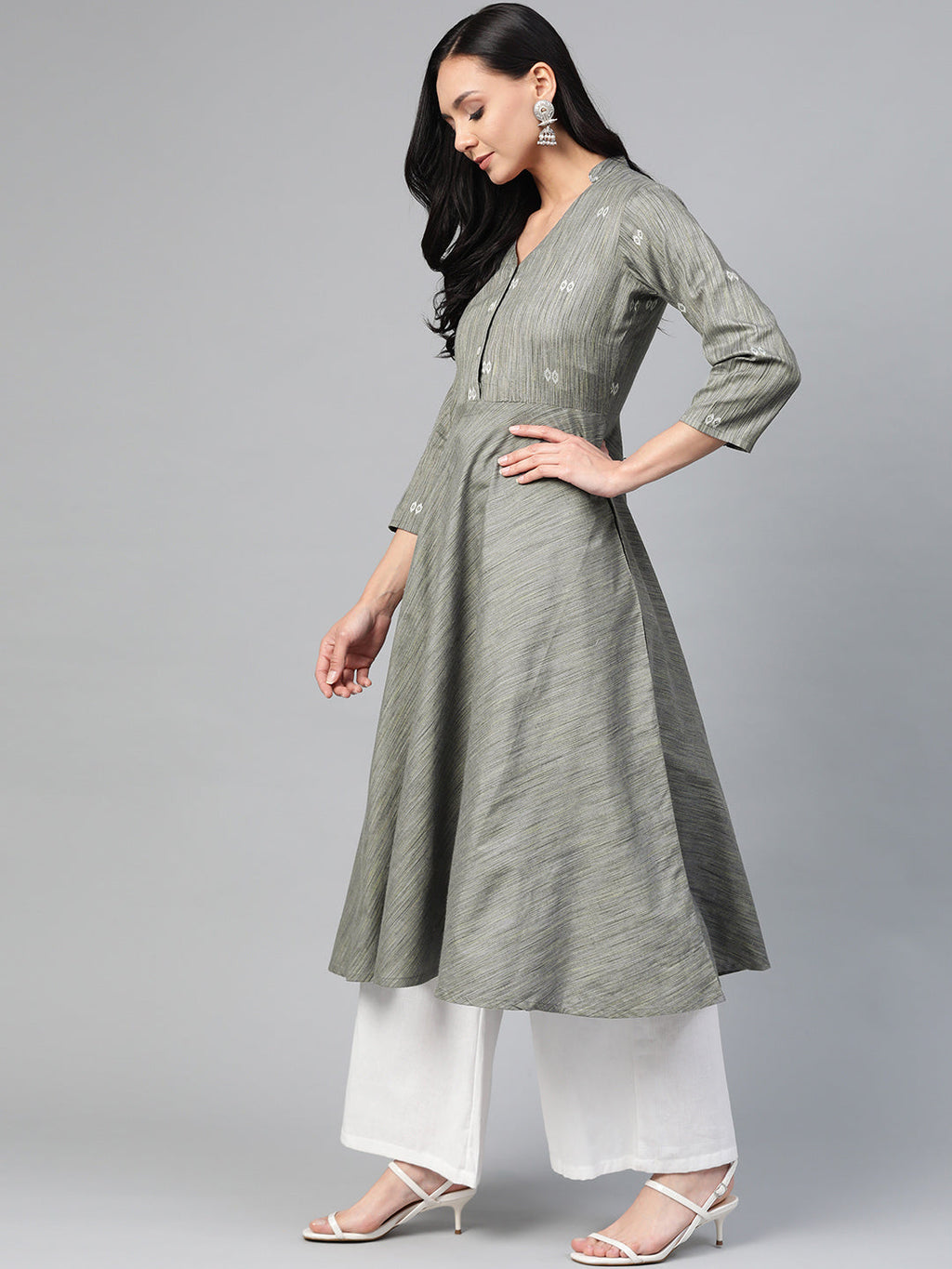 Jompers Women Grey Woven Design Flaired Kurta | Grocsy
