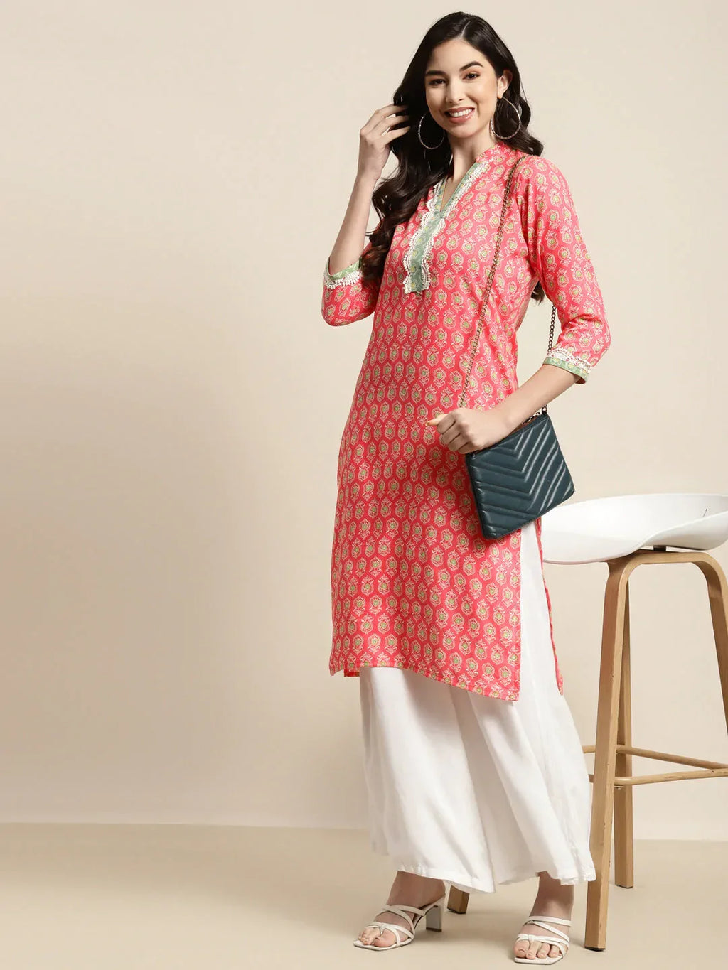 Jompers Women's Ethnic Motifs Thread Work Kurta - Pink | Grocsy