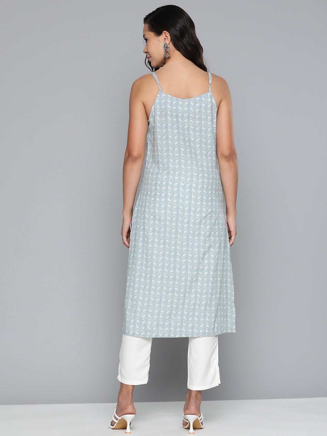 Jompers Women's Floral Printed Blue Kurta - Blue | Grocsy