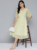 Jompers Women's Floarl print flared georgette dress - Off-White | Grocsy