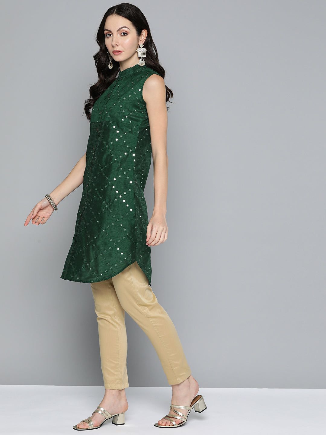 Jompers Women's Geometric Embroidered Mirror Work Kurta - Green | Grocsy