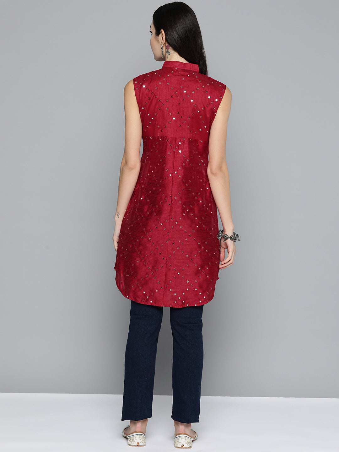 Jompers Women's Geometric Embroidered Mirror Work Kurta - Maroon | Grocsy