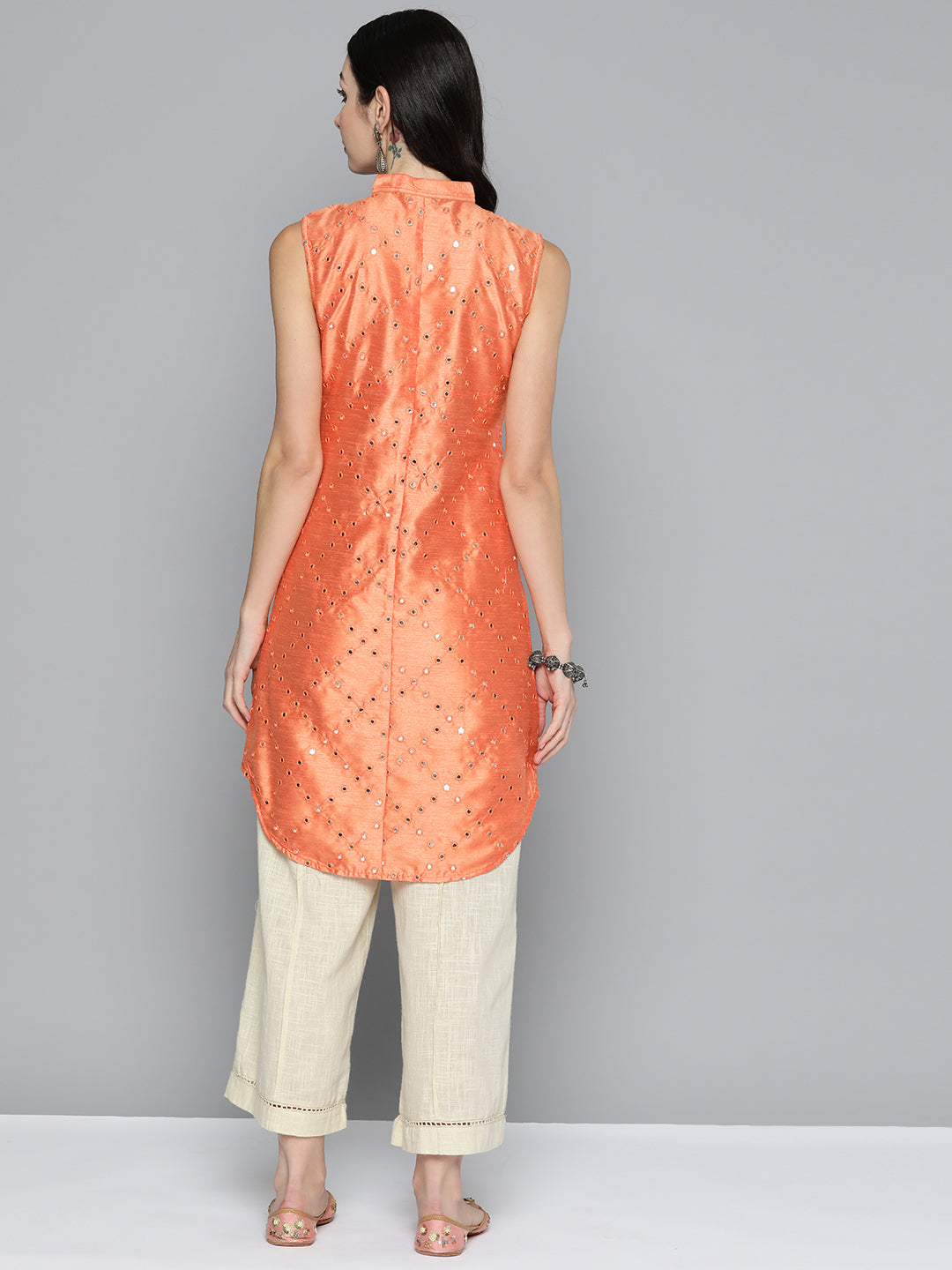 Jompers Women's Geometric Embroidered Mirror Work Kurta - Peach | Grocsy