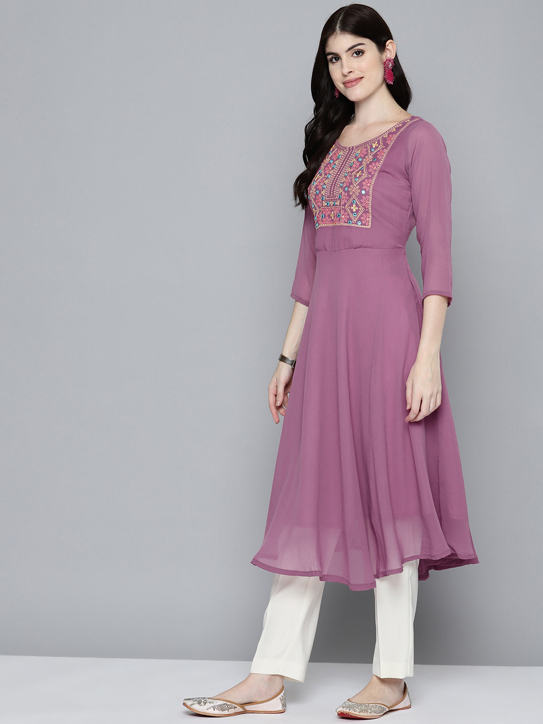 Jompers Women's Embroidered yok flared georgette kurta - Pink | Grocsy