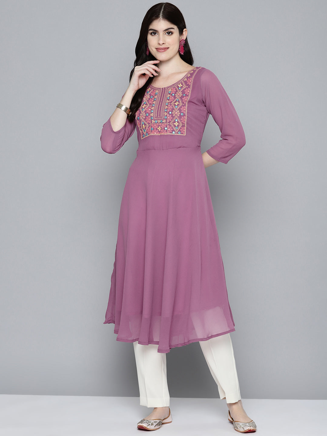 Jompers Women's Embroidered yok flared georgette kurta - Pink | Grocsy