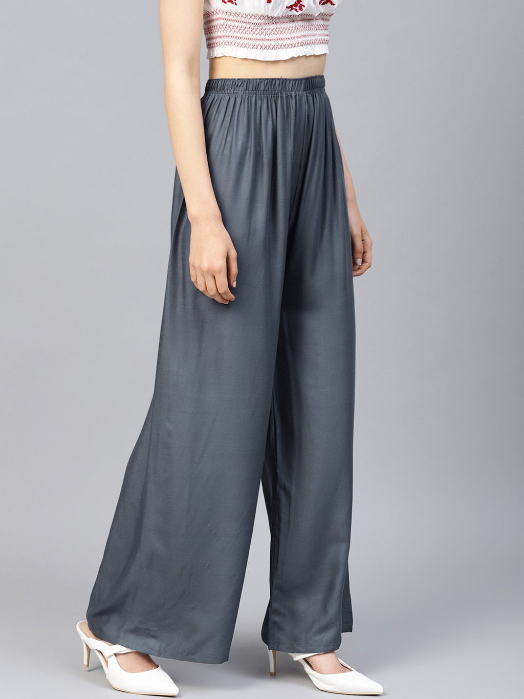 Jompers Women Grey Solid Straight Palazzos | Grocsy