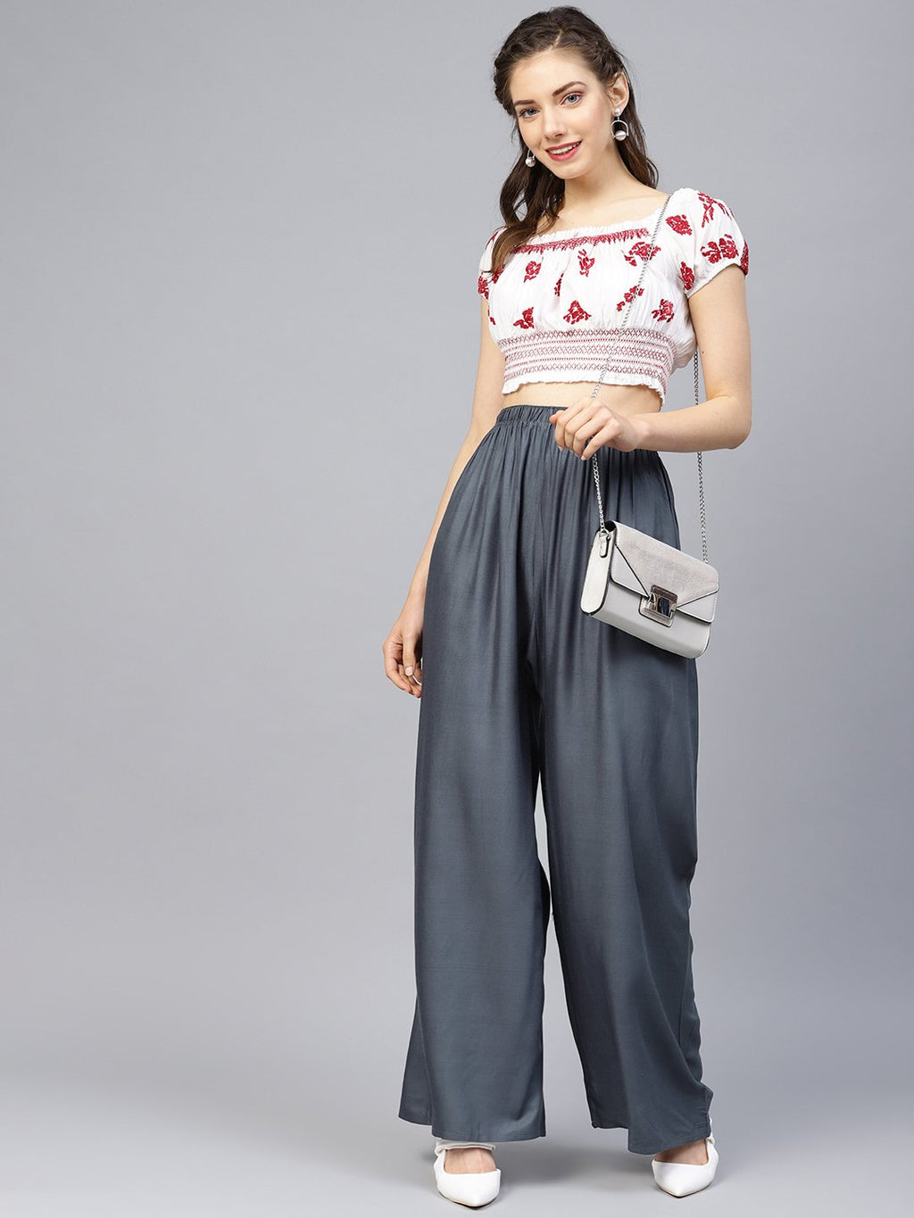 Jompers Women Grey Solid Straight Palazzos | Grocsy