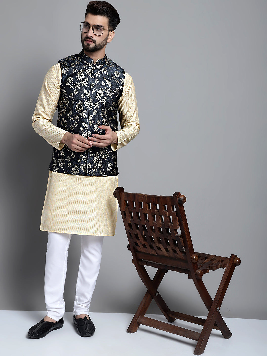 Jompers Men's Woven Design Nehru Jacket - Grey | Grocsy