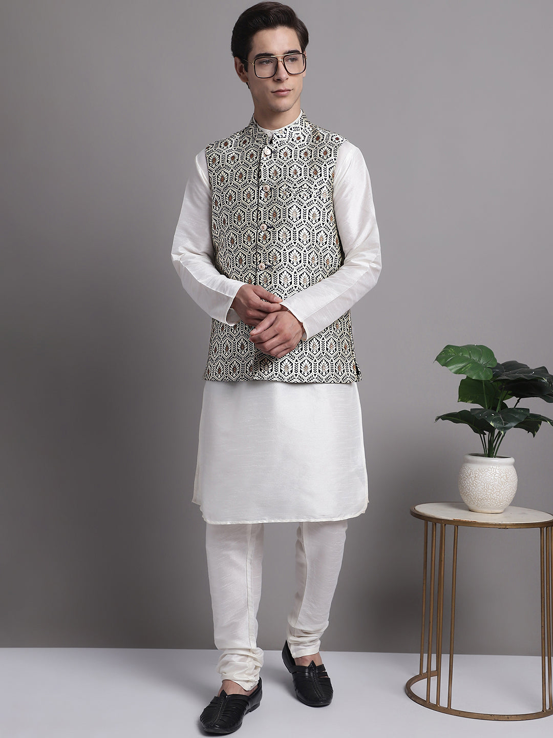 Jompers Men's Navy Blue and Silver Woven Design Nehru Jacket | Grocsy