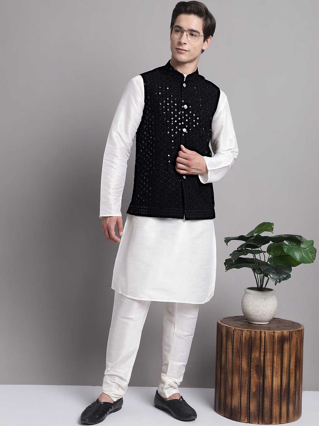 Jompers Men's Black Sequins and Embroidered Nehru Jacket | Grocsy