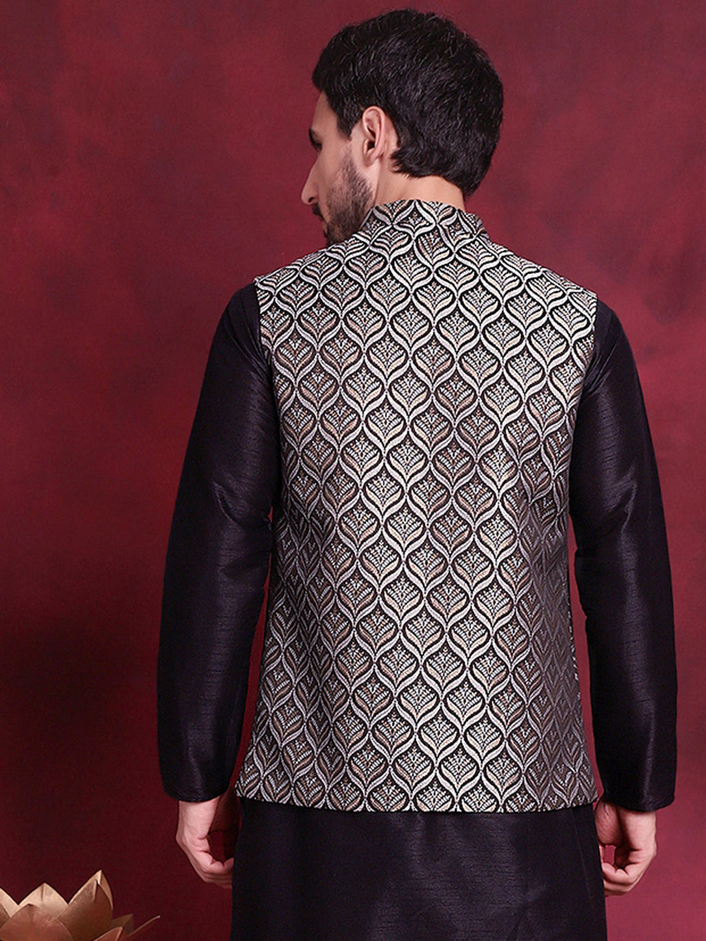 Jompers Men's Woven Design Nehru Jacket - Silver | Grocsy