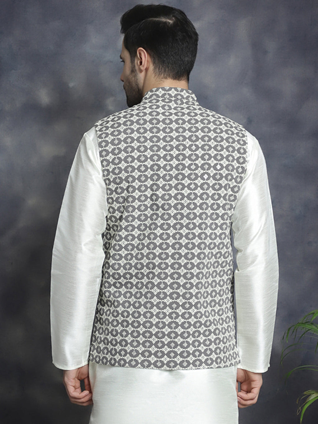 Jompers Men's embroidered and sequins Nehru Jacket - Grey | Grocsy