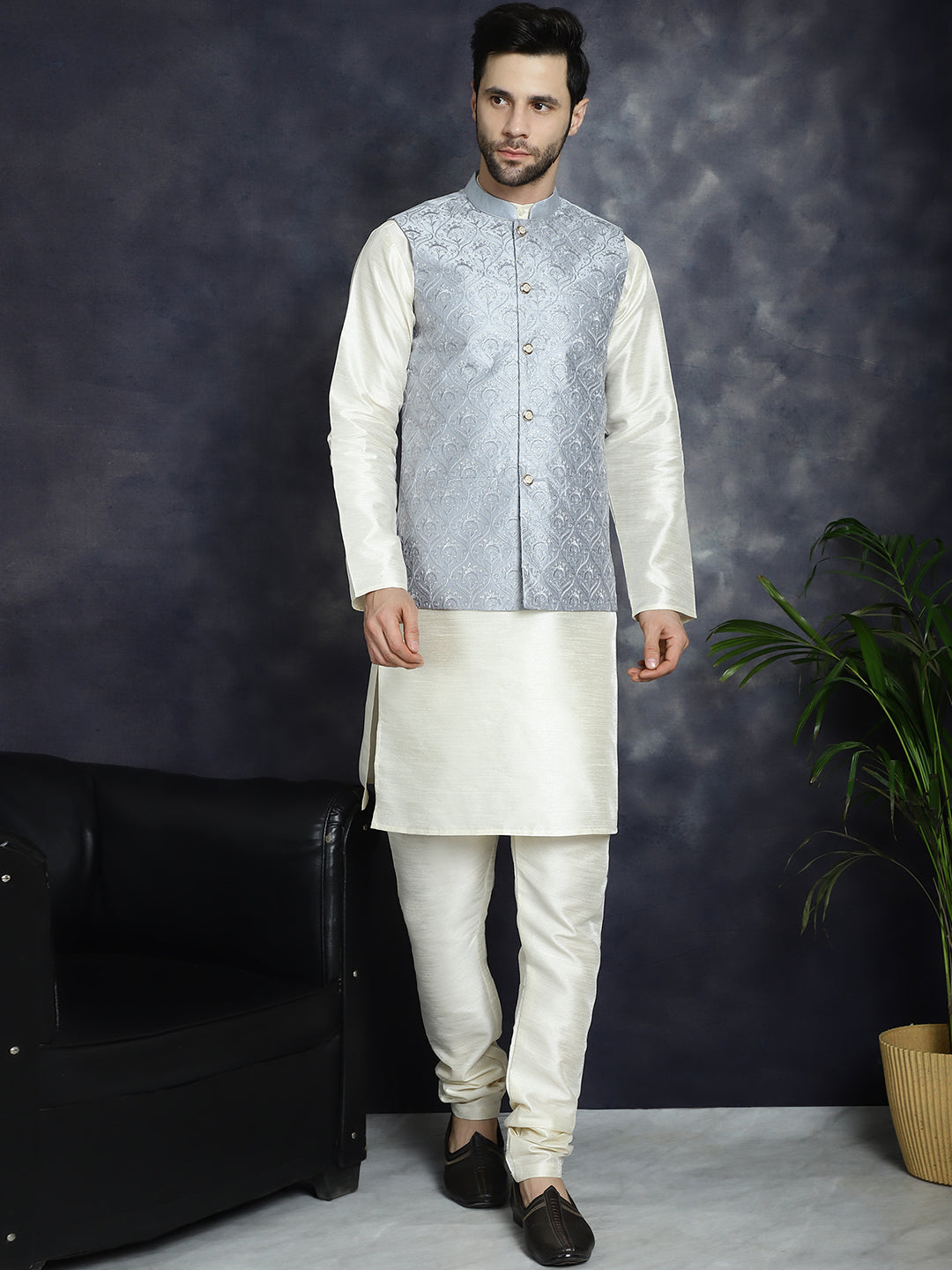 Jompers Men's Sequins and Embroidred Nehru Jacket - Grey | Grocsy