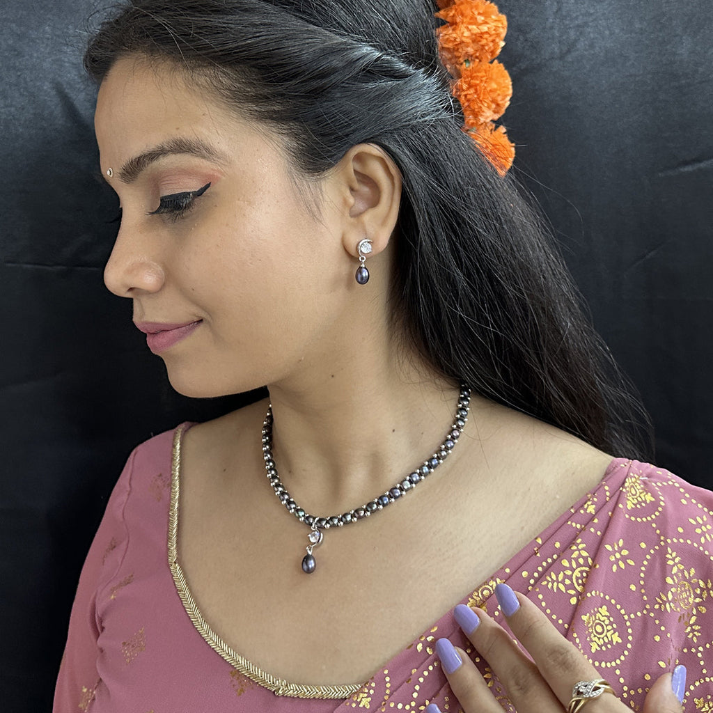J Pearls Isha 1 Line Pearl Necklace | Grocsy