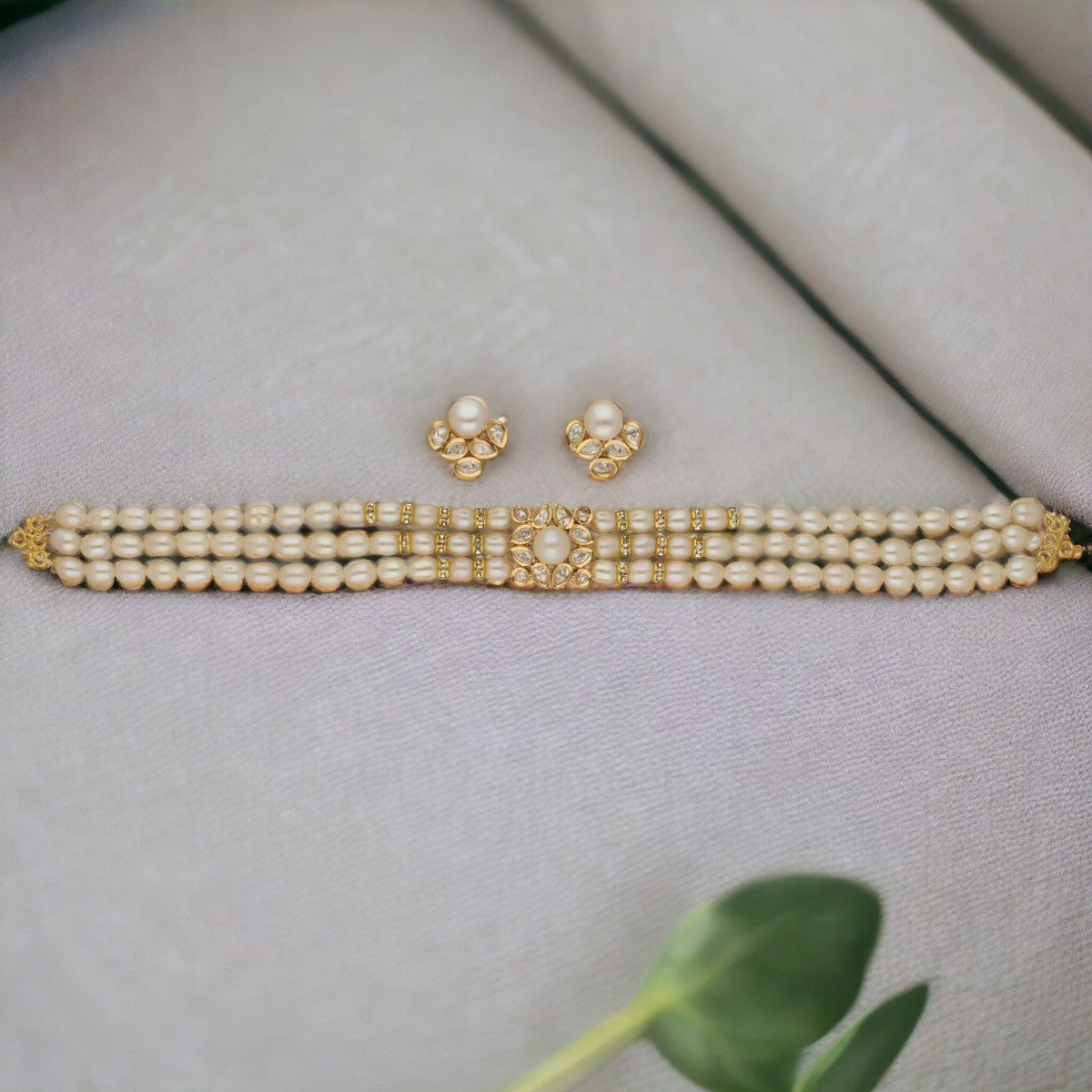 J Pearls Jasmine 3 Lines Pearl Choker Set | Grocsy
