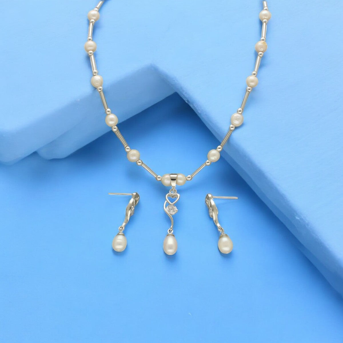J Pearls Jivika Pearl Pendant Set | Grocsy