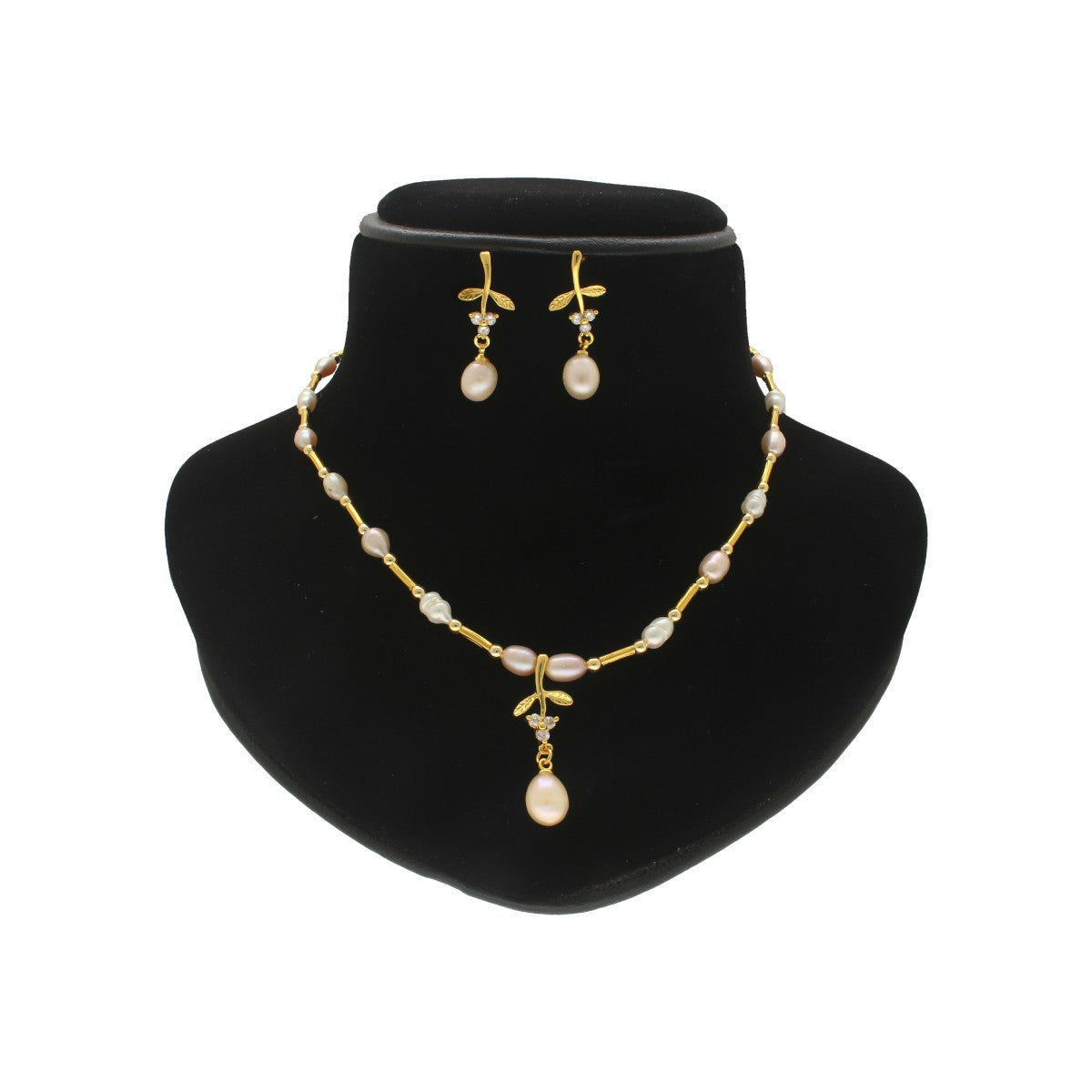 J Pearls Esita Pearl Pendant Set | Grocsy