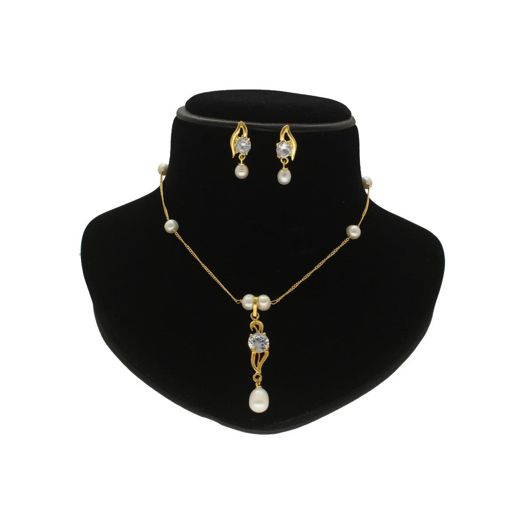 J Pearls Zoey Pearl Pendant Set | Grocsy