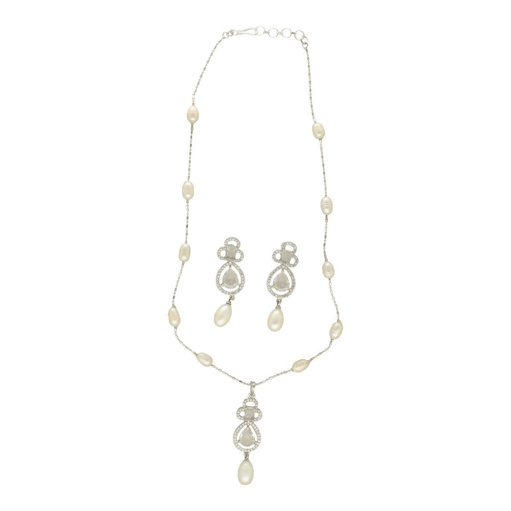 J Pearls Brielle Pearl Pendant Set | Grocsy
