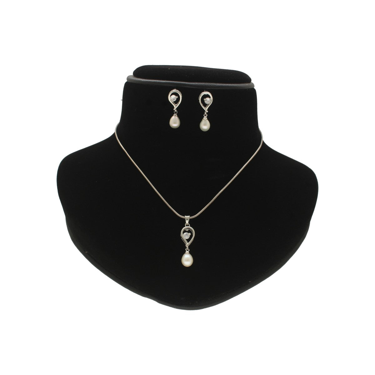 J Pearls Amora Pearl Pendant Set | Grocsy