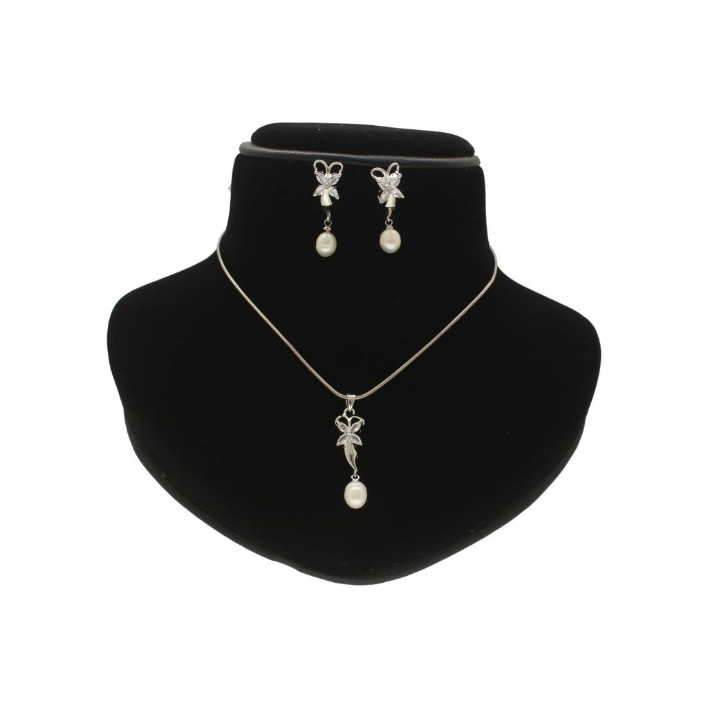 J Pearls Mylah Pearl Pendant Set | Grocsy