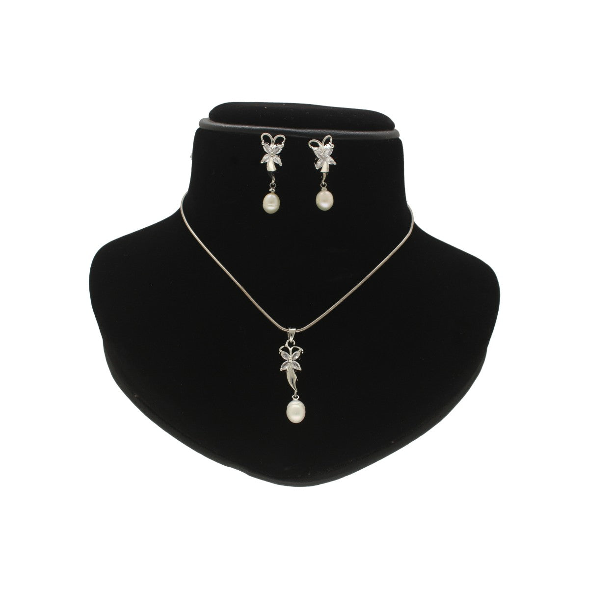 J Pearls Mylah Pearl Pendant Set | Grocsy