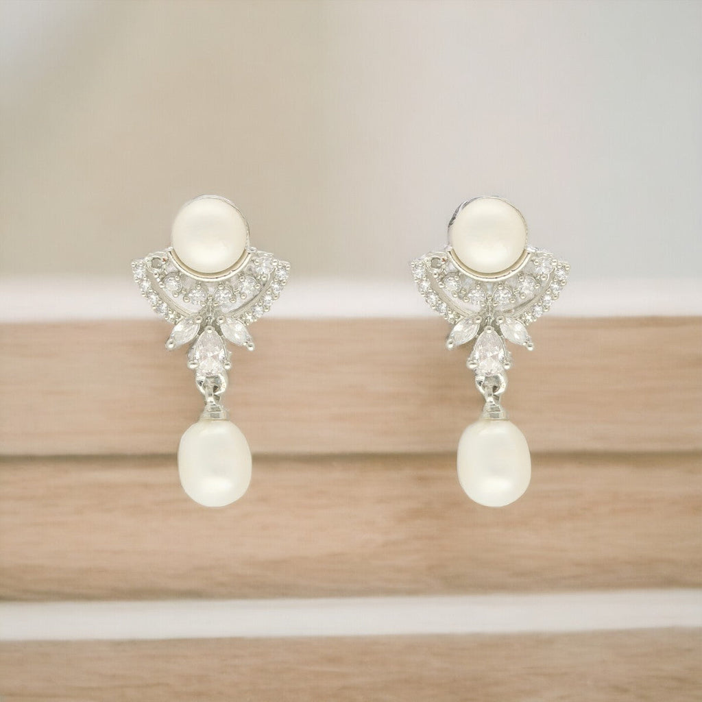 J Pearls Mystic Combo Of 2Pair Earrings