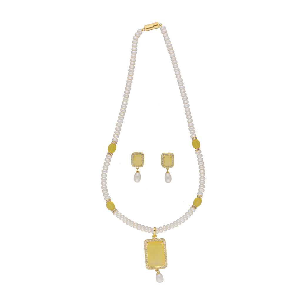 J Pearls Daksina 1 Line Square Pearl Set - Real Pearl Jewelry | Grocsy
