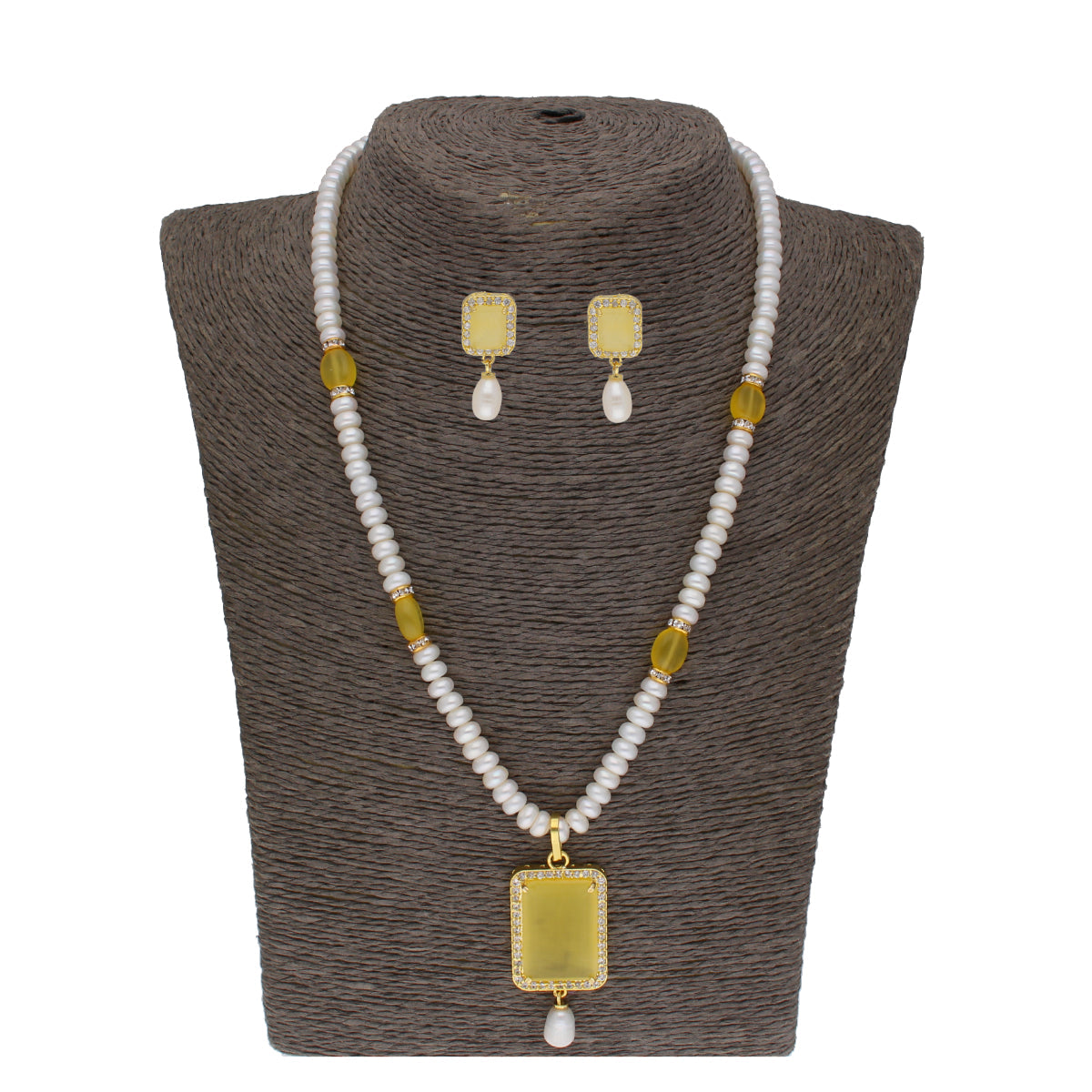 J Pearls Daksina 1 Line Square Pearl Set - Real Pearl Jewelry | Grocsy