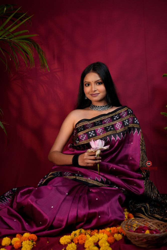 khanduapata Magenta Colour Double Border Dot Design Silk Saree For Women | Grocsy