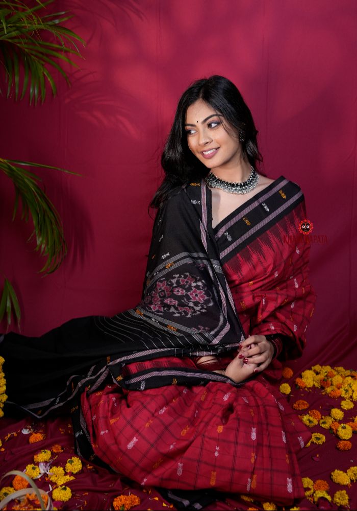 khanduapata Red & Black Colour Fish Design Cotton Saree For Women | Grocsy