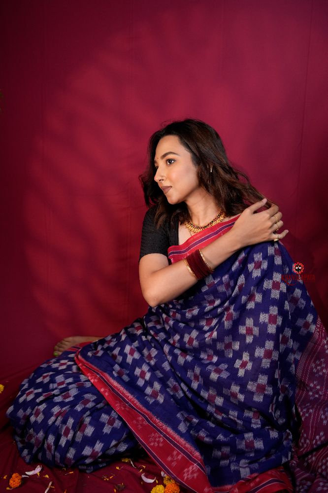 khanduapata Red & Blue Colour Pasapali Border Body Design Cotton Saree For Women | Grocsy