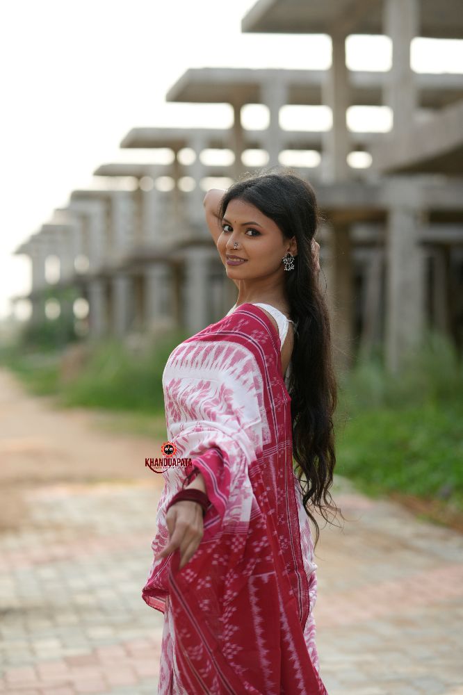 khanduapata Red & White Border Pasapali Design Cotton Saree For Women | Grocsy