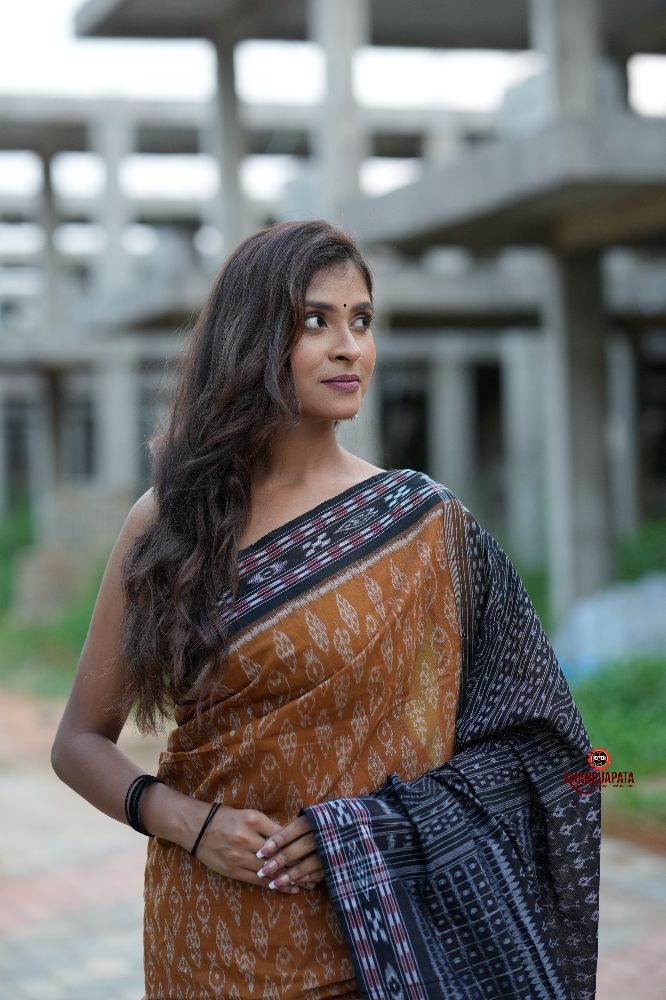 khanduapata Black & Brown Body Design Cotton Saree For Women | Grocsy