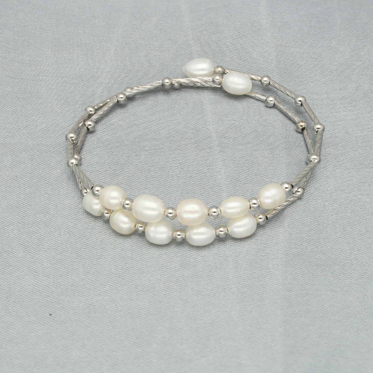 J Pearls Luxurious Pearl Bracelet | Grocsy
