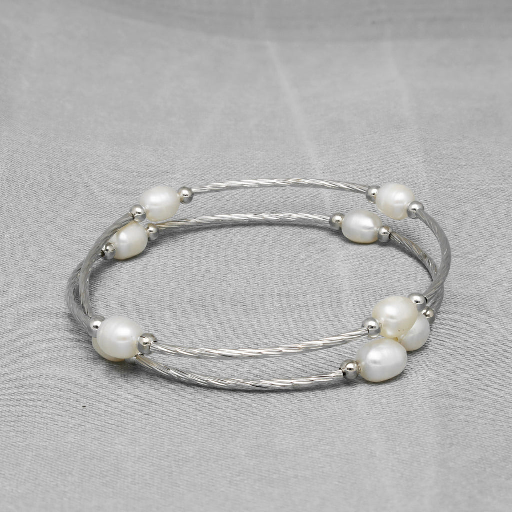 J Pearls Charm Pearl Bracelet