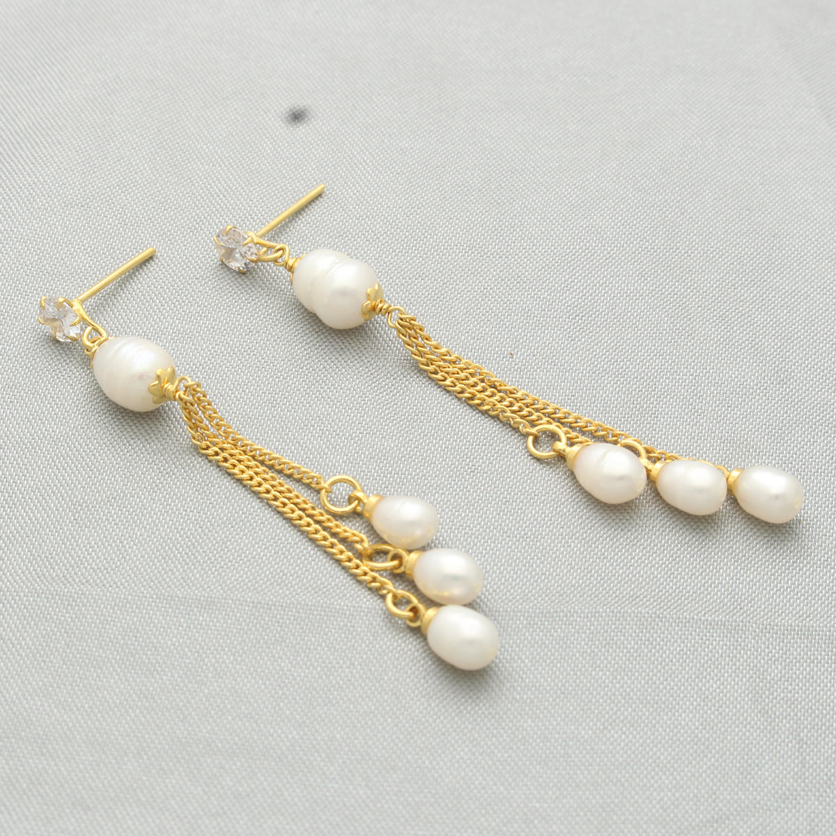 J Pearls Dheera Pearl Earrings