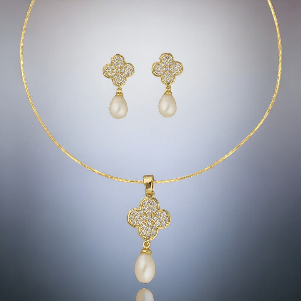 J Pearls Vintage Pendant Hamper | Grocsy
