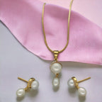 J Pearls Treasure Pendant Hamper | Grocsy