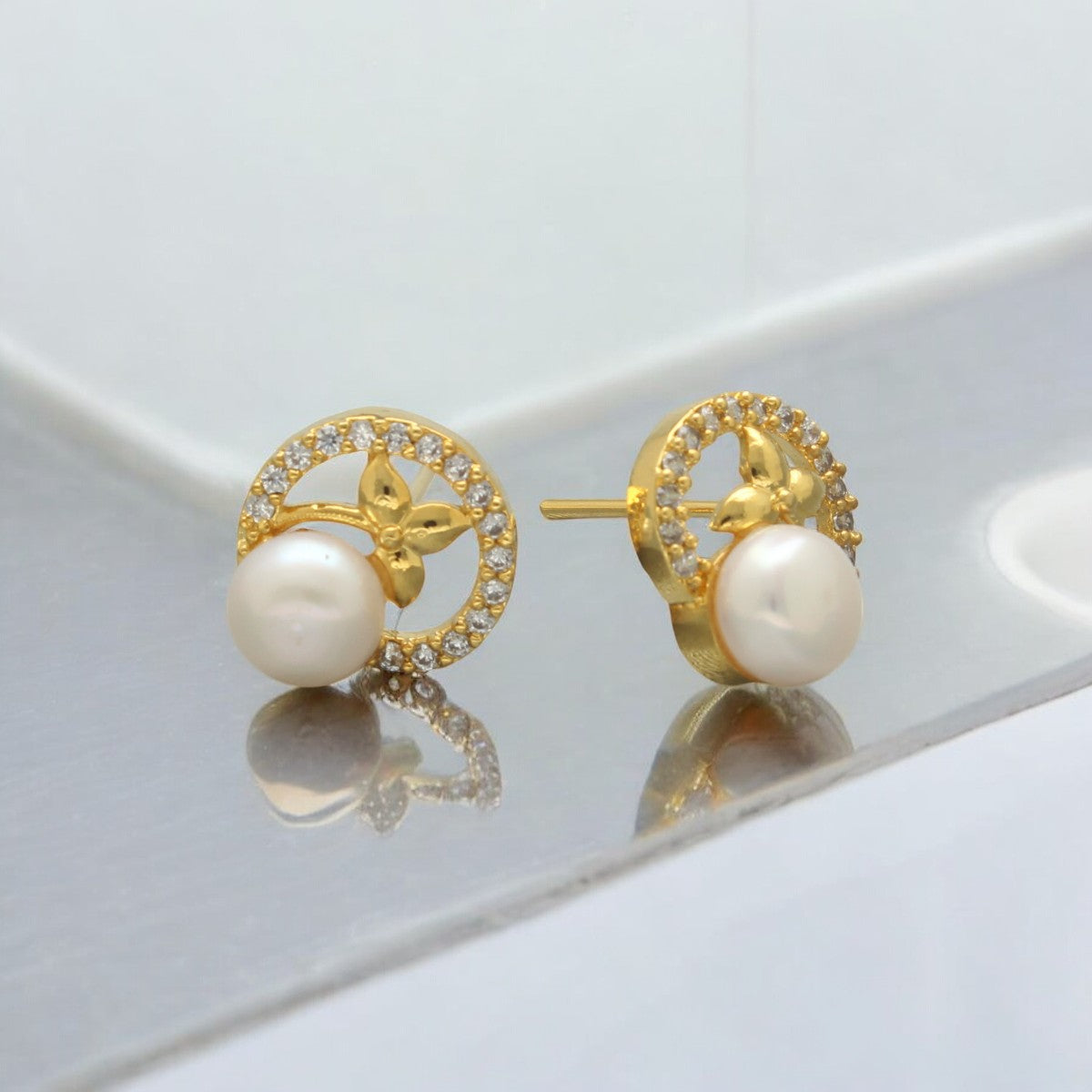 J Pearls Sorai Pearl Earrings