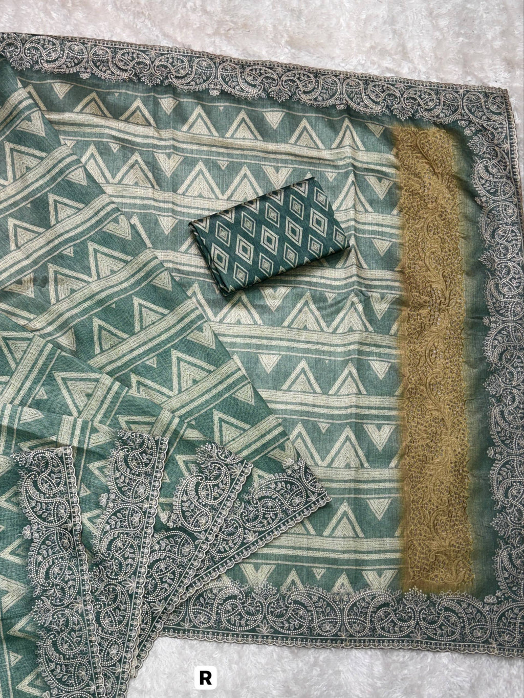 Evanik Green Kashmiri Style Digital Printed Saree With Unstitched Blouse | Grocsy