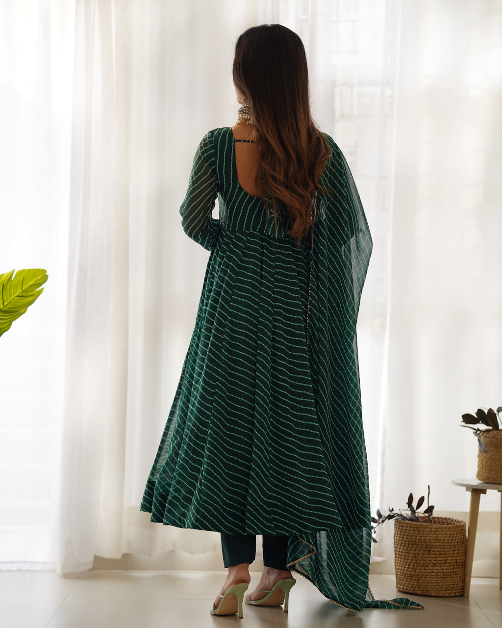 Lorenvalley Fashion Women Pure Soft Faux Georgette Laheriya Print Fully Flair Anarkali Kurta Pant With Dupatta Set - Green | Grocsy